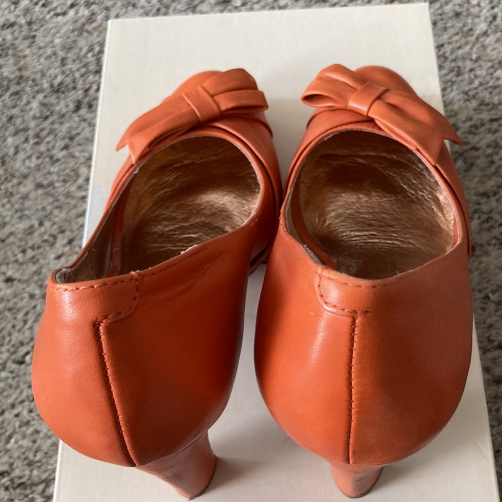 Miss Albright for Anthropologie bow pumps - Picture 10 of 15